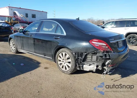 2015 Mercedes-Benz S 550 4Matic z USA, uszkodzony, nr VIN WDDUG8FB3FA086336